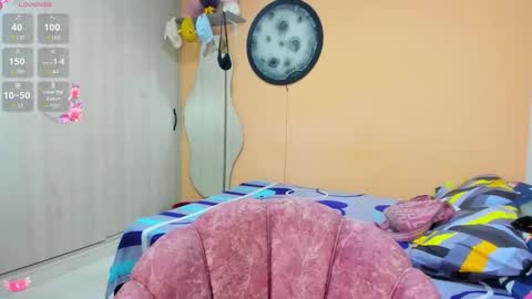Snapshot of miss_crhys chatting on 04-04-26, 04:04 Chryss online show from 04-04-26, 04:04