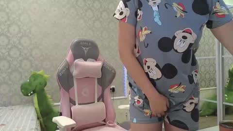 miss_divora online show from 09-11-25, 09:09