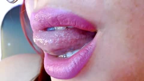 Miss Evoleth online show from 01-28-25, 08:04