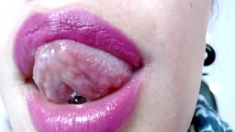 Miss Evoleth online show from 02-16-25, 06:54