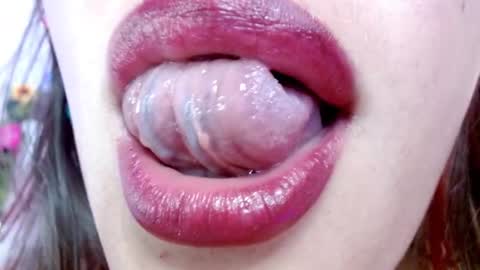 Miss Evoleth online show from 02-20-25, 07:55