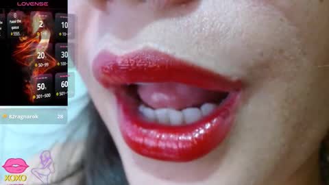 Miss Evoleth online show from 10-24-25, 04:25