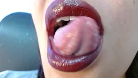 Miss Evoleth online show from 01-19-26, 10:08