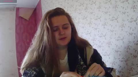 Miss Iriss online show from 04-12-26, 05:45