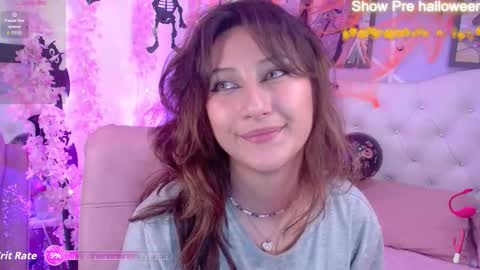 miss_jhelenaa_ online show from 10-20-25, 12:44