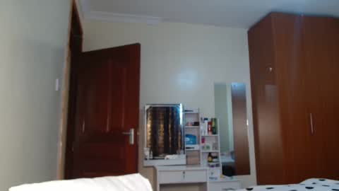 Miss Kiarrafit online show from 12-07-24, 09:39