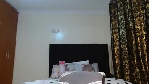 Miss Kiarrafit online show from 01-20-25, 06:53