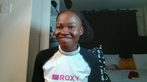 Miss Kiarrafit online show from 03-07-26, 02:58