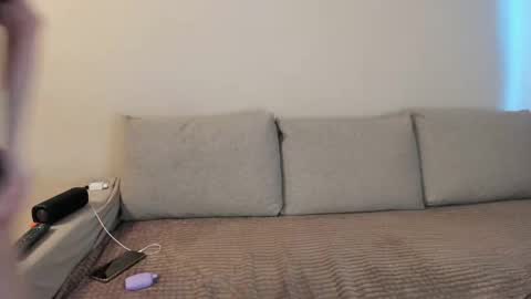 Snapshot of miss_kitty13 chatting on 10-08-25, 01:47 Kitty online show from 10-08-25, 01:47