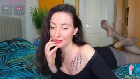 Laura online show from 04-27-26, 09:40