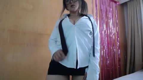 lilieth  online show from 07-27-26, 04:03