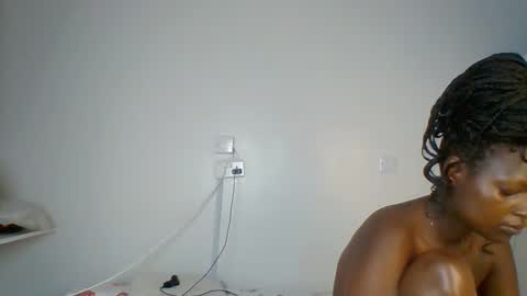 Snapshot of miss_lolah7 chatting on 05-05-26, 12:46 miss_lolah7 online show from 05-05-26, 12:46