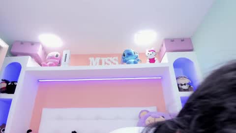Snapshot of miss_maru chatting on 12-18-24, 09:08 Maru online show from 12-18-24, 09:08