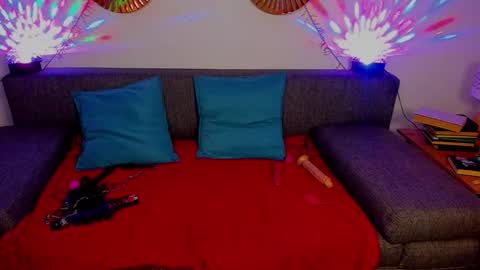 miss_meag online show from 11-30-25, 06:50