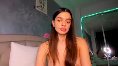 miss_medyson online show from 12-22-24, 08:47