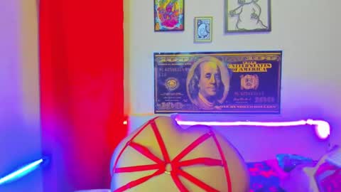 MEGG online show from 01-23-25, 04:41