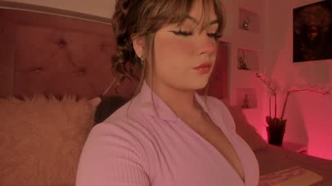 Melissa   online show from 12-14-24, 01:27