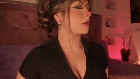 Melissa   online show from 01-11-25, 01:32