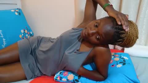 Snapshot of miss_monroee chatting on 04-30-26, 12:11 monroe online show from 04-30-26, 12:11