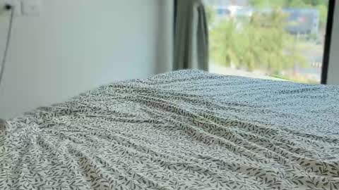 Snapshot of miss_opss chatting on 02-14-25, 05:09 Kaya online show from 02-14-25, 05:09