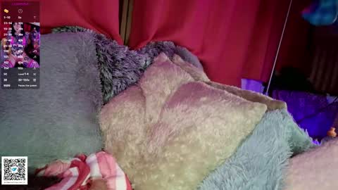 Raven online show from 11-24-25, 01:49