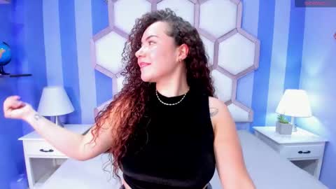 Snapshot of miss_rogue chatting on 10-10-25, 11:59 miss_rogue online show from 10-10-25, 11:59