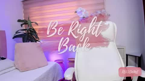 Snapshot of miss_saloo chatting on 12-12-24, 03:05 Salome Medina online show from 12-12-24, 03:05