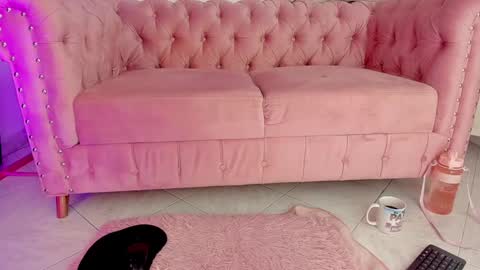 intagram miss selene59 online show from 01-03-25, 12:11