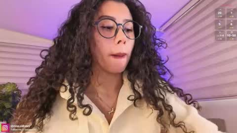 Amy Olivera online show from 04-21-26, 12:44