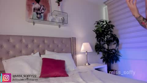 Sofia Alvarez online show from 12-22-24, 12:05