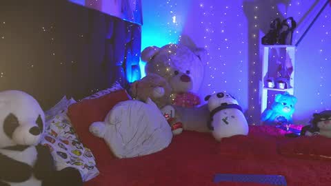 Snapshot of miss_sophie98 chatting on 01-22-25, 03:09 Sophie Cardenas ..... independent model online show from 01-22-25, 03:09