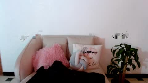 Sophie online show from 04-10-26, 02:06