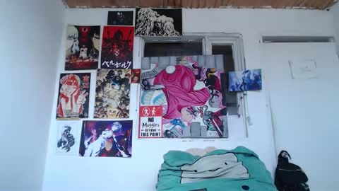 Snapshot of miss_spy chatting on 12-04-25, 05:21 Kortana 2.0 dont forget thumbs up and follow me on twitter online show from 12-04-25, 05:21