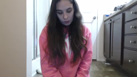 Bella online show from 12-04-24, 02:42