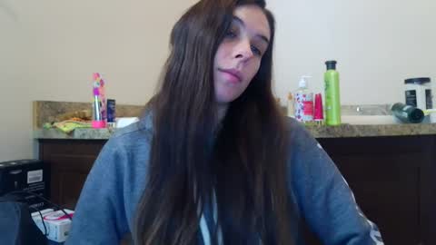 Bella online show from 09-09-25, 01:21