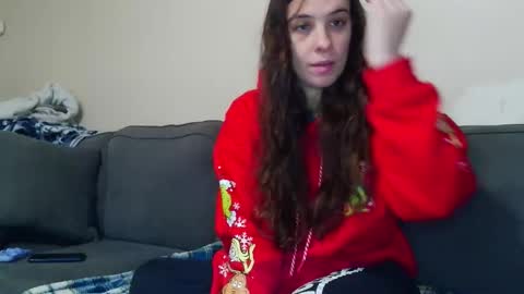 Bella online show from 12-19-25, 02:46