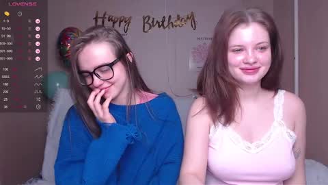 Snapshot of miss_sweetbb chatting on 12-03-24, 05:53 Bella online show from 12-03-24, 05:53