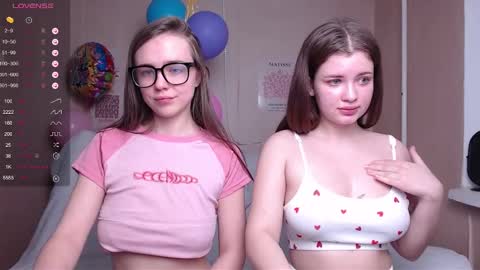 Snapshot of miss_sweetbb chatting on 12-16-24, 05:49 Bella online show from 12-16-24, 05:49