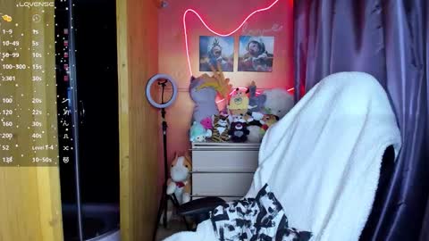 Melanie  January 15th is my birthday there will be an interesting show  online show from 03-01-26, 02:57