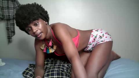 Snapshot of miss_ug chatting on 10-30-25, 10:49 miss_ug online show from 10-30-25, 10:49