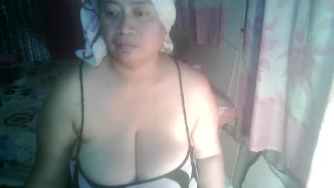 miss v0lcan0 online show from 10-31-25, 10:49