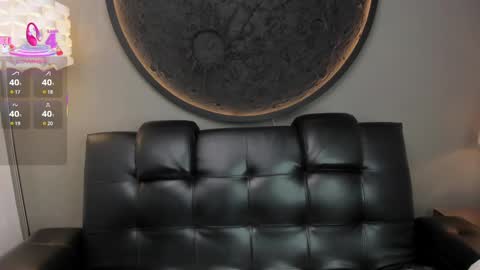 Snapshot of miss_vaiolette chatting on 03-07-25, 11:07 Vaiolette online show from 03-07-25, 11:07