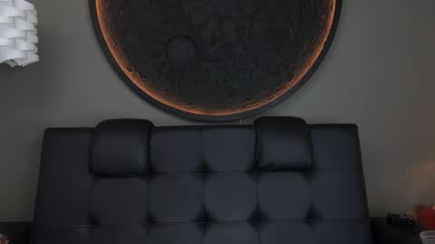 Snapshot of miss_vaiolette chatting on 10-18-25, 11:11 Vaiolette online show from 10-18-25, 11:11