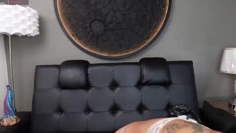 Vaiolette online show from 04-23-26, 11:09