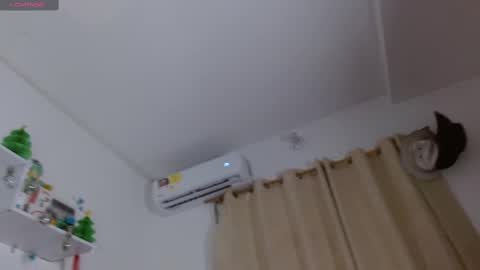 Snapshot of miss_valery2 chatting on 02-14-25, 12:41 hanna    online show from 02-14-25, 12:41