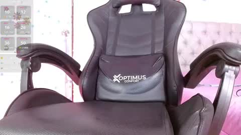 Snapshot of miss_valery2 chatting on 02-24-25, 02:08 hanna    online show from 02-24-25, 02:08