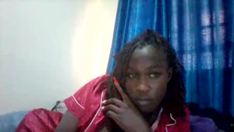 miss_vall online show from 11-19-25, 12:16