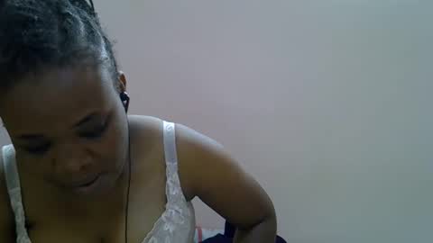 miss_velour online show from 04-23-26, 09:08