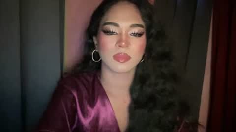 miss_veron_xoxo online show from 12-14-25, 09:41