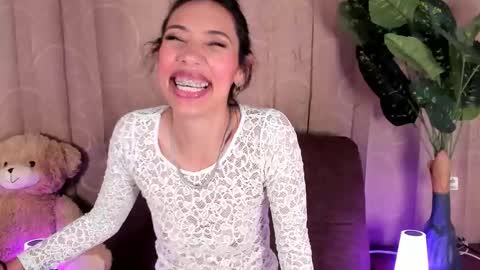 Miss Veronica online show from 03-19-26, 01:15